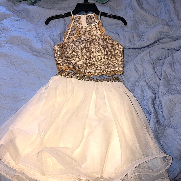 Sequin Hearts Dresses & Skirts - Short two-piece prom/homecoming dress